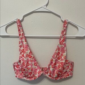 HOLLISTER Pink Floral Ribbed Swim 🏊 Bikini 👙 Top